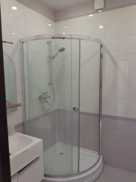 2-к квартира, 4/4 эт., 61м²