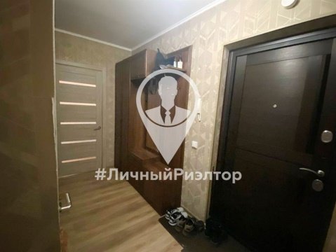 2-к квартира, 4/10 эт., 52м²